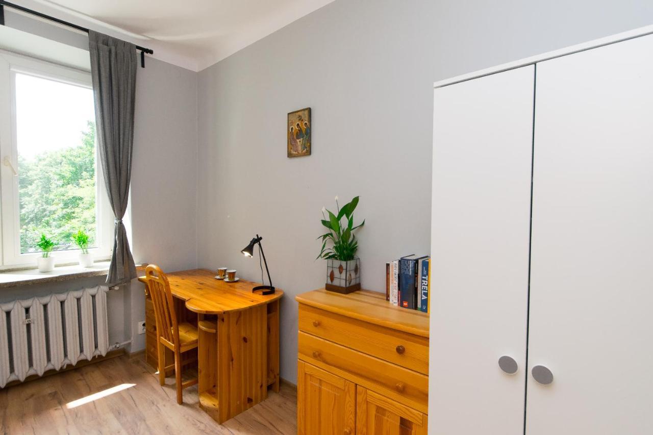 3-Bedroom Flat In City Center P4You Pl Krasków Exterior foto