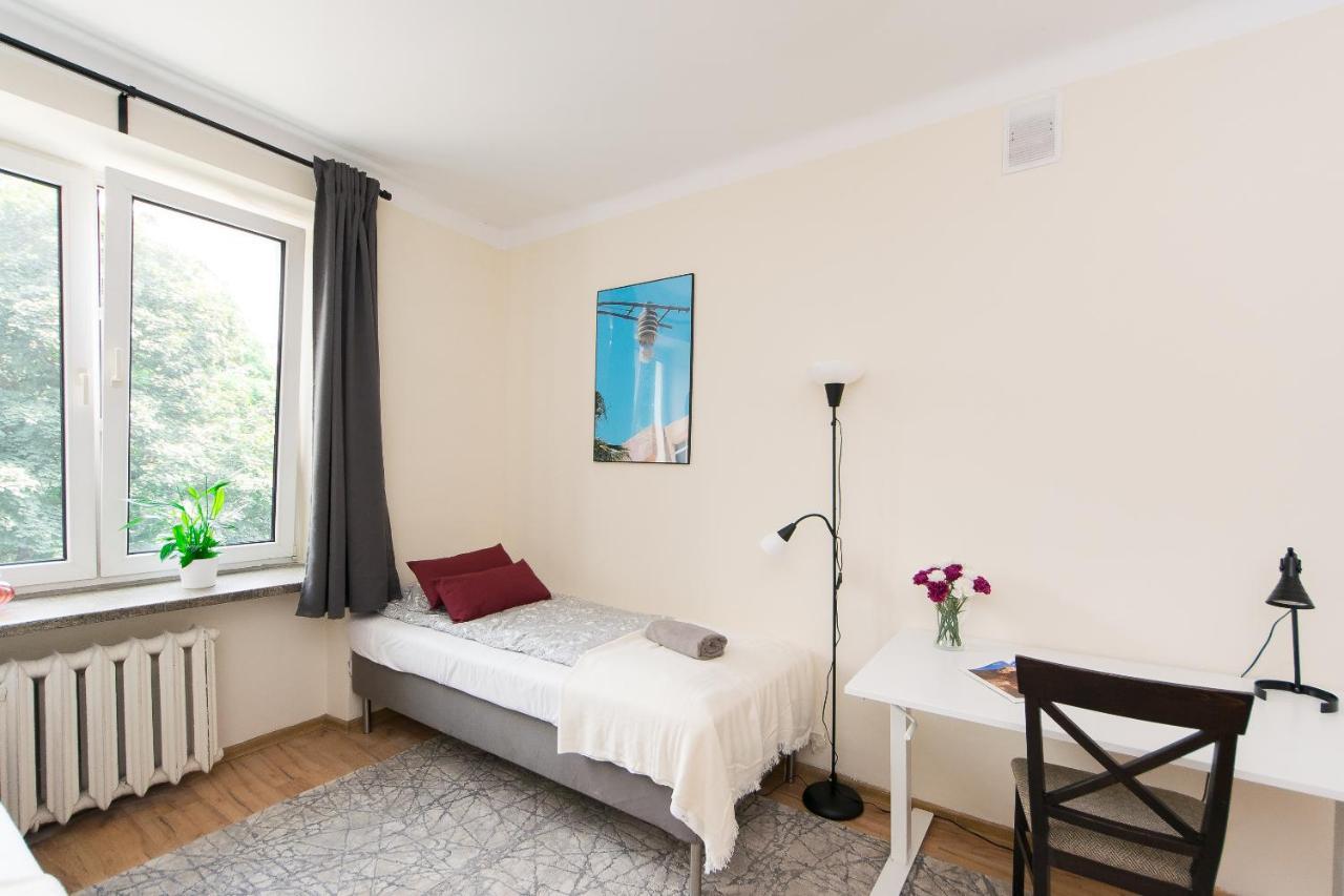 3-Bedroom Flat In City Center P4You Pl Krasków Exterior foto